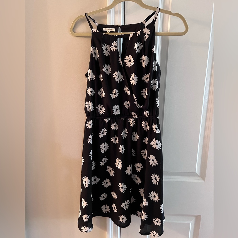 Black and White Daisy mini dress